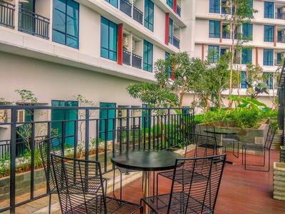Apartemen LRT City Bekasi - Comfort and Simply Look Studio Eastern Green LRT City Apartment By Travelio