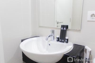 Apartemen Madison Park - Comfortable 2BR Madison Park Apartment By Travelio