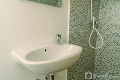 Apartemen Aeropolis Residence - Cozy Studio Apartment at Aeropolis Residence (No Kitchen) near CGK Airport By Travelio
