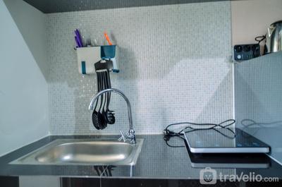 Apartemen Green Lake View - Chic and Cozy Studio Green Lake View Apartment By Travelio