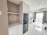 Apartemen Grand Sungkono Lagoon - Pleasant and Strategic 1BR at Grand Sungkono Lagoon Apartment By Travelio