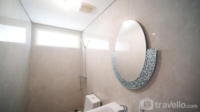 Apartemen Klaska Residence - Tidy and Strategic 1BR Apartment at Klaska Residence By Travelio