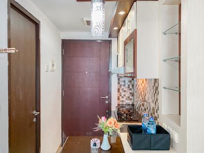 Apartemen Grand Dhika City - Modern Look Studio at Grand Dhika City Apartment By Travelio