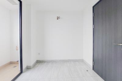 Apartemen Collins Boulevard - Cozy Unfurnished 3BR Collins Boulevard Apartment By Travelio