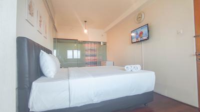 Apartemen Puncak Bukit Golf Surabaya - Beautiful and Modern 1BR No Kitchen at Puncak Bukit Golf Apartment By Travelio