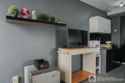Apartemen Belmont Residence Puri - Nice and Warm Studio at Belmont Residence Puri Apartment By Travelio