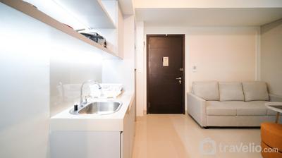 Apartemen Klaska Residence - Tidy and Strategic 1BR Apartment at Klaska Residence By Travelio