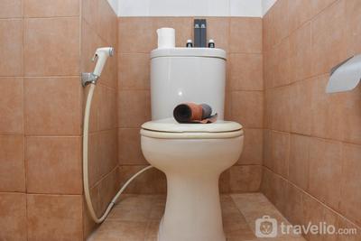 Apartemen Green Pramuka City - Cozy and Comfort Living Studio at Green Pramuka City Apartment By Travelio