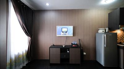 Apartemen Puncak Permai - Cozy Living Studio Puncak Permai Apartment By Travelio