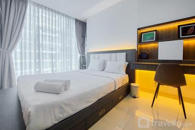 Fancy and Nice 1BR Apartment at Brooklyn Alam Sutera By Travelio