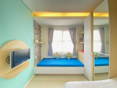 Apartemen Parahyangan Residence - Homey and Clean 1BR Apartment at Parahyangan Residence By Travelio