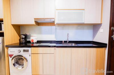 Apartemen Menteng Park - Luxurious Studio Room At Menteng Park Apartment by Travelio