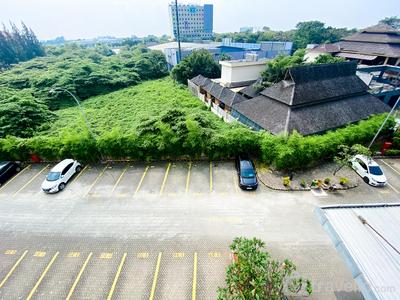 Apartemen Elvis Tower - Cozy Stay Studio Apartment (No Kitchen) at Elvis Tower By Travelio