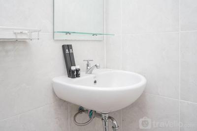 Apartemen Parkland Avenue - Relax and Simply Studio Apartment at Parkland Avenue By Travelio