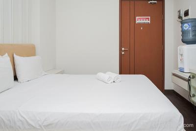 Apartemen Green Lake View - Simple Studio at Green Lake View Ciputat Apartment By Travelio