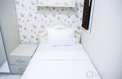 Apartemen Mutiara Bekasi - Pool View 2BR Mutiara Bekasi Apartment By Travelio