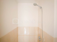 Apartemen Podomoro Golf View - Spacious 2BR Unfurnished at Podomoro Golf View Apartment By Travelio