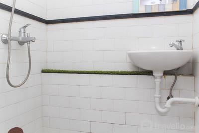 Apartemen Bassura City - White and Nice 1BR at Bassura City Apartment By Travelio
