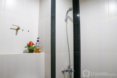 Apartemen Grand Kamala Lagoon - Restful 1BR without Living Room Grand Kamala Lagoon Apartment By Travelio