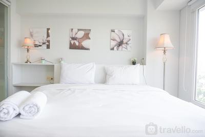 Apartemen Maqna Residence - Comfy and Spacious 2BR Loft Apartment Maqna Residence By Travelio