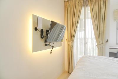 Apartemen Belmont Residence Puri - Homey and Cozy Stay Studio Belmont Residence Puri Apartement By Travelio