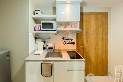 Apartemen LRT City Jatibening - Homey and Nice 1BR at Gateway Park LRT City Bekasi Apartment By Travelio