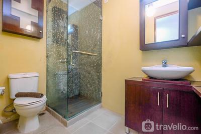 Apartemen Patria Park - Cozy Living at 2BR Patria Park Apartment By Travelio