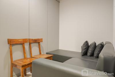 Apartemen West Vista - Luxurious 1BR at West Vista Apartment By Travelio