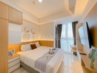 Cozy and Best Deal 1BR Gold Coast Apartment PIK By Travelio