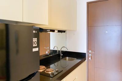 Apartemen Ciputra World 2 - Modern Look Studio Room at Ciputra World 2 Apartment By Travelio