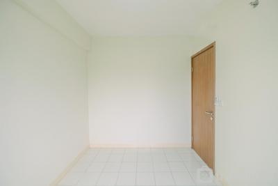 Apartemen Podomoro Golf View - Unfurnished 2BR at 25th Floor Podomoro Golf View Apartment By Travelio