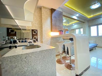 Apartemen Suites @Metro - Modern 2BR Apartment at Suites @Metro By Travelio