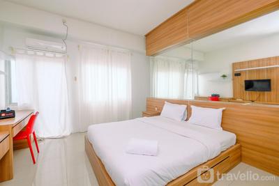 Apartemen Park View Condominium - Comfort Studio at Park View Condominium Apartment By Travelio