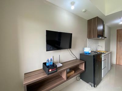 Apartemen LRT City Jatibening - Fancy Studio Apartment at Gateway Park LRT City Bekasi By Travelio