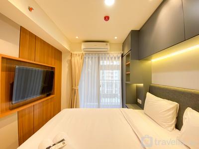 Apartemen Meikarta - Comfortable Design 2BR with Working Space Apartment at Meikarta By Travelio