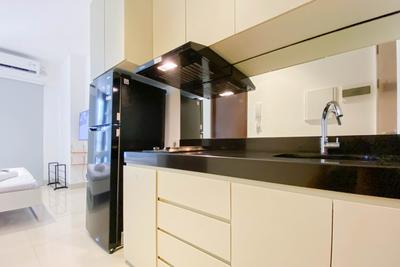 Apartemen Ciputra World 2 - Modern Look Studio Room at Ciputra World 2 Apartment By Travelio