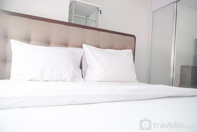 Apartemen Green Pramuka City - Modern 2BR Green Pramuka City Apartment near Shopping Center By Travelio