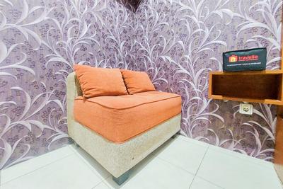 Apartemen Green Lake View - Homey and Cozy Stay Studio Green Lake View Apartment By Travelio