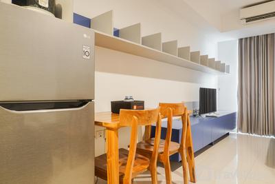 Apartemen West Vista - Luxurious 1BR at West Vista Apartment By Travelio