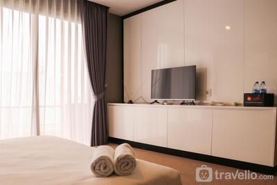 Apartemen Sudirman Hill - Modern Look Studio Room at High Floor Sudirman Hill Apartment By Travelio