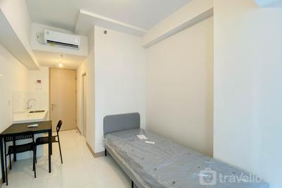 Apartemen Tokyo Riverside PIK 2 - Studio Semi Furnished with AC at 26th Floor Tokyo Riverside PIK 2 Apartment By Travelio