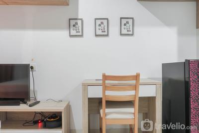 Apartemen Springwood Residence Tangerang - Cozy Studio Apartment with Super Single Bed at Springwood Residence By Travelio