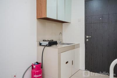 Apartemen Baileys - Comfort and Cozy Stay Studio Room at Baileys Apartment By Travelio