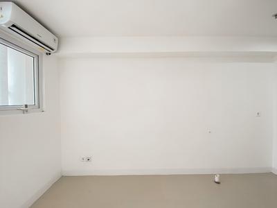 Apartemen Samesta Mahata Tanjung Barat - Best Unfurnished Studio with AC at Samesta Mahata Tanjung Barat Apartment By Travelio