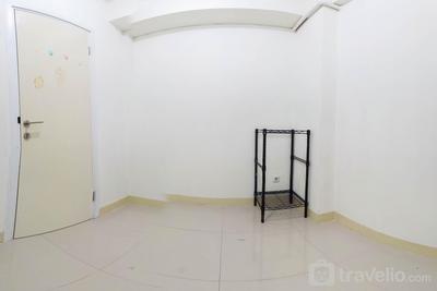 Apartemen Green Pramuka City - 2BR Unfurnished with AC at 11th Floor Green Pramuka City Apartment By Travelio