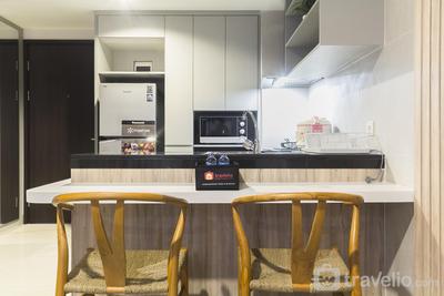 Apartemen Orange County - Comfy 1BR at Orange County Apartment By Travelio