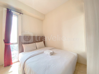 Spacious 1BR Apartment at The Edge Bandung By Travelio