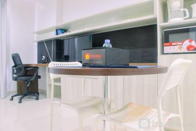Apartemen Azalea Suites - Spacious Studio Apartment at Azalea Suites By Travelio