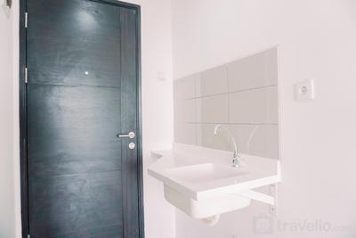 Apartemen Belmont Residence Puri - Unfurnished Studio with AC at 15th Floor Belmont Residence Puri Apartment By Travelio