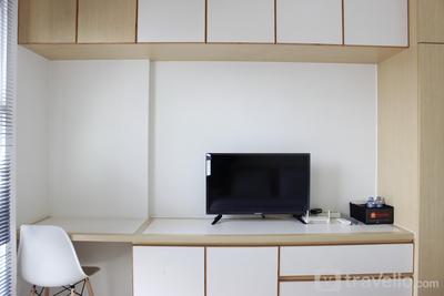 Apartemen Parahyangan Residence - Relaxing Studio Apartment at Parahyangan Residence with Mountain View By Travelio